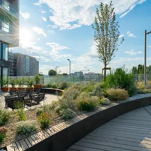  Apartahotel Residence, Marina Tower - Danube