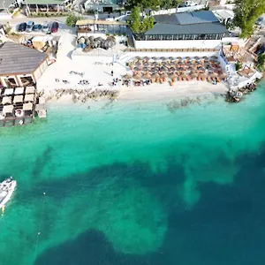 hotel-esmerald-ksamil.albaniahotels.org/